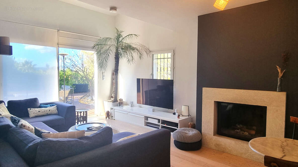 Maison à PRADES-LE-LEZ