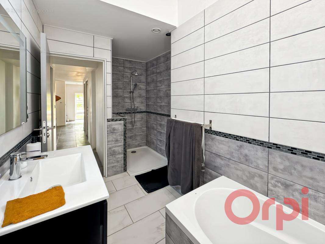 Maison à IDS-SAINT-ROCH