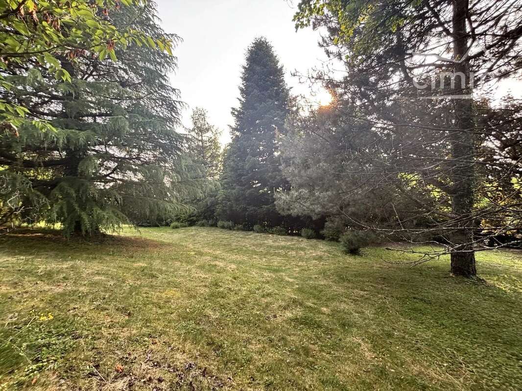 Terrain à SAINT-MARTIN-D&#039;URIAGE