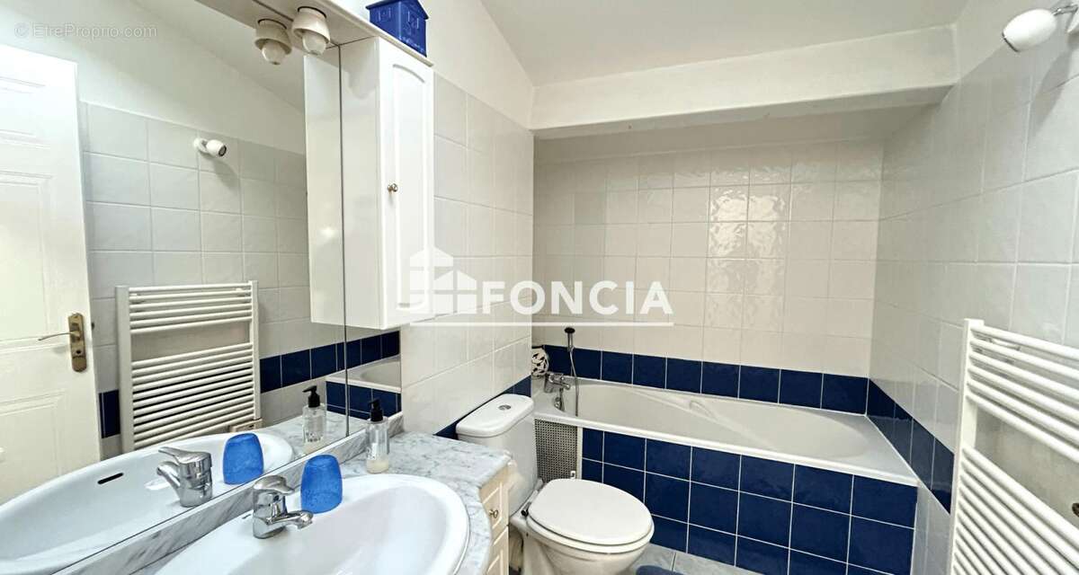 Appartement à MARSEILLE-8E