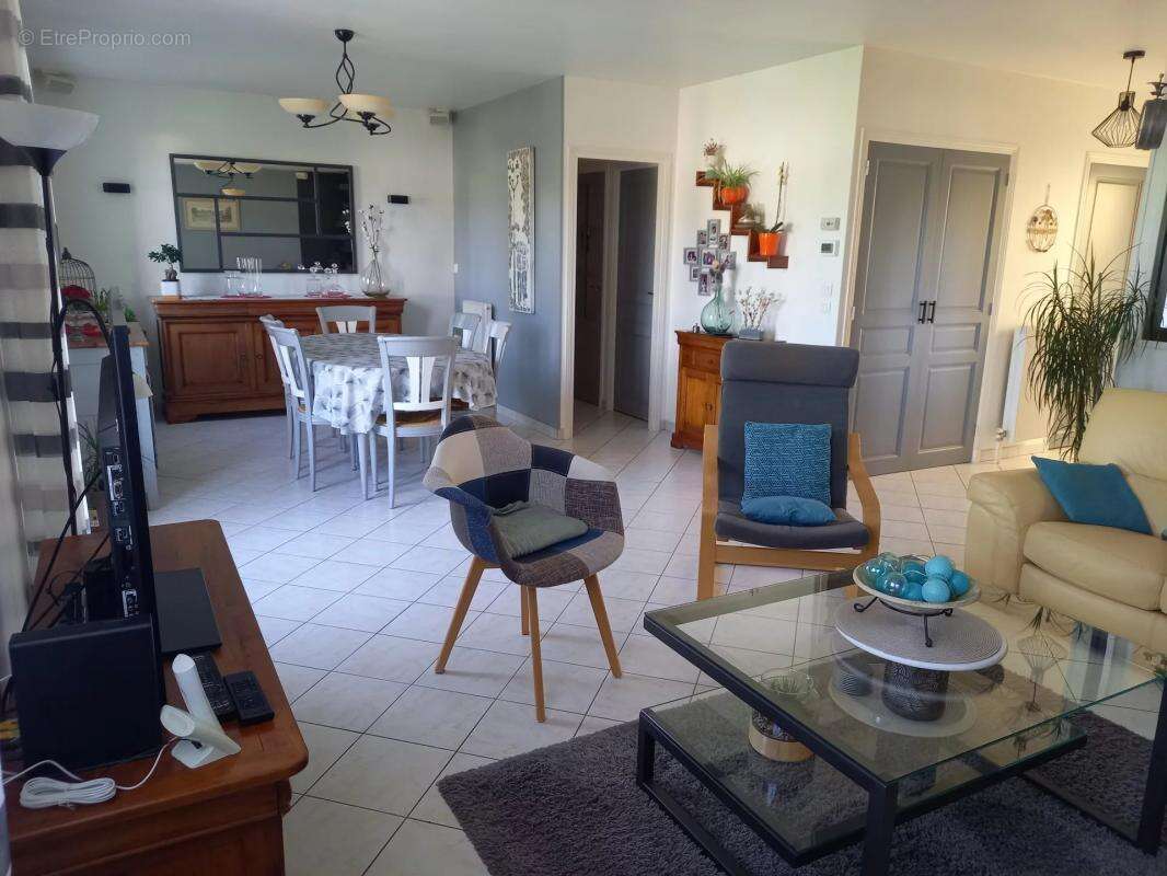 Maison à LA MEMBROLLE-SUR-CHOISILLE