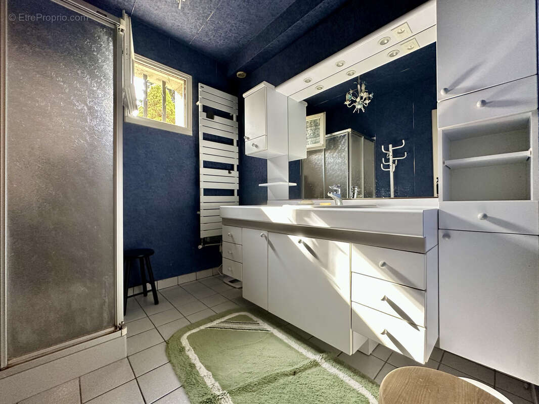 Maison à ARPAJON-SUR-CERE