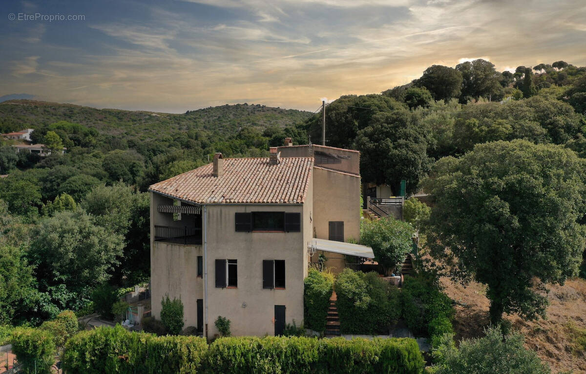 Maison à ALATA