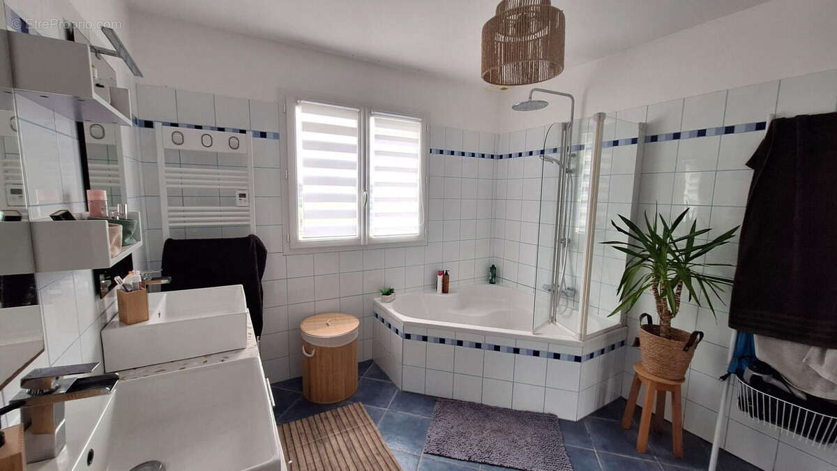 Maison à PIERREFIQUES