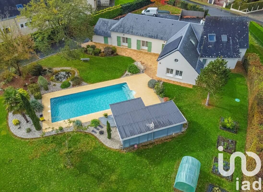 Photo 1 - Maison à CHANGE