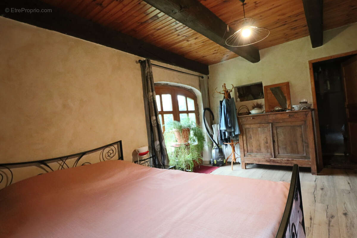 Maison à LARODDE