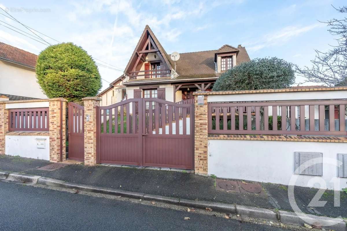 Maison à VILLIERS-SUR-MARNE