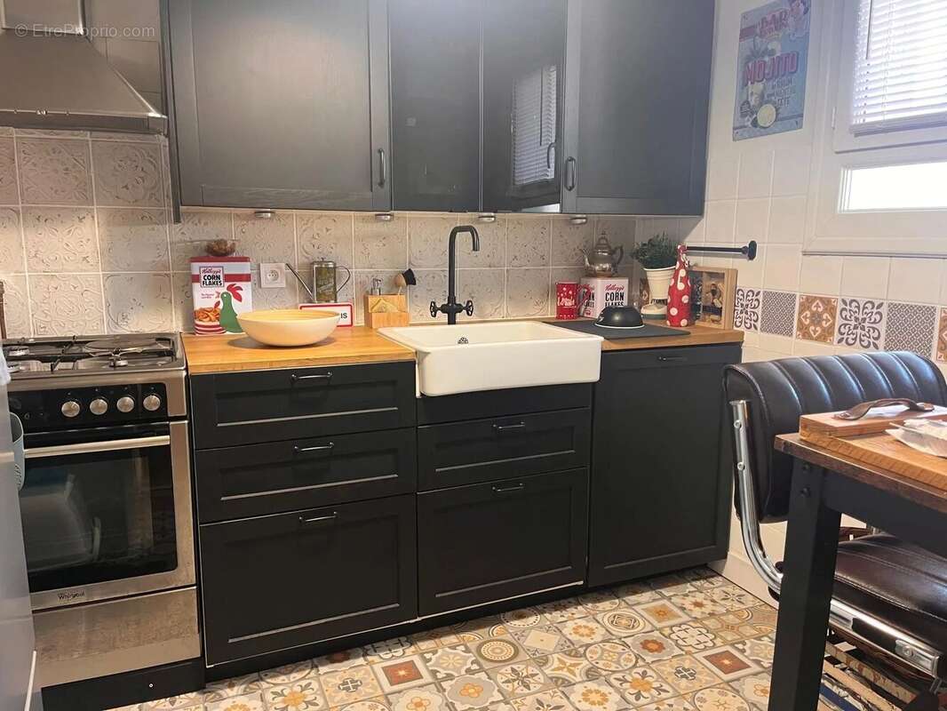 Appartement à VALLAURIS