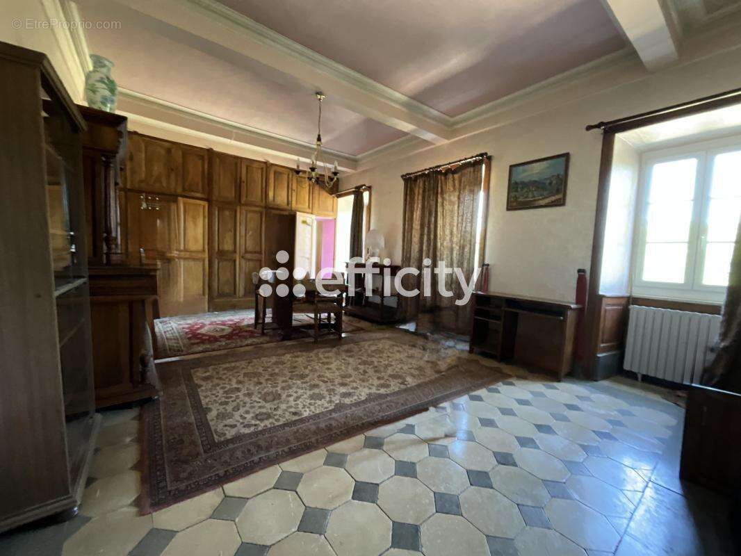 Maison à PRIVAS