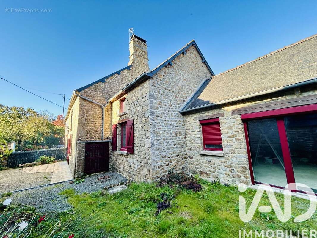 Photo 2 - Maison à MEZIERES-SUR-COUESNON