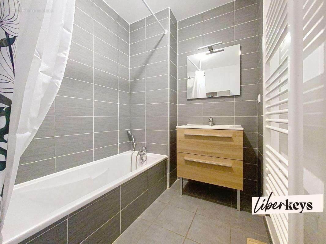 Maison familiale de 98 m² avec jardin à Grigny-sur-Rhône - photo 10