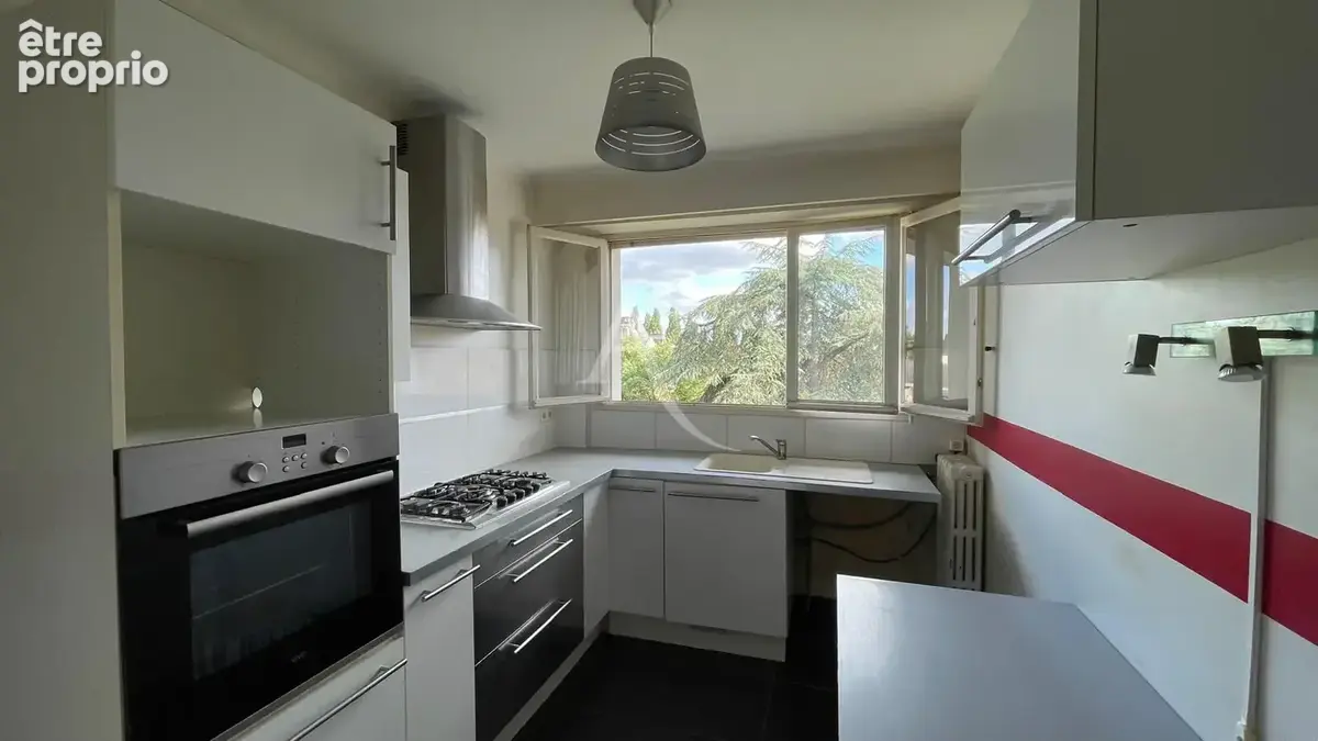 Appartement Nantes 4 pièce(s) 86.45 m2 - balcons, parking couvert, cave - photo 4