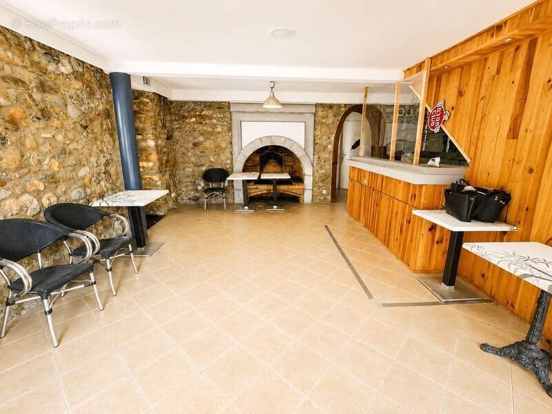 Ancien hôtel avec fort potentiel - photo 4