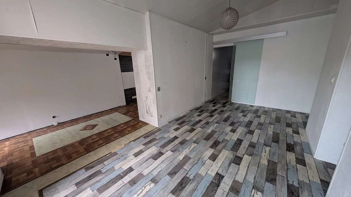 Maison à SAINT-GIRONS-D&#039;AIGUEVIVES