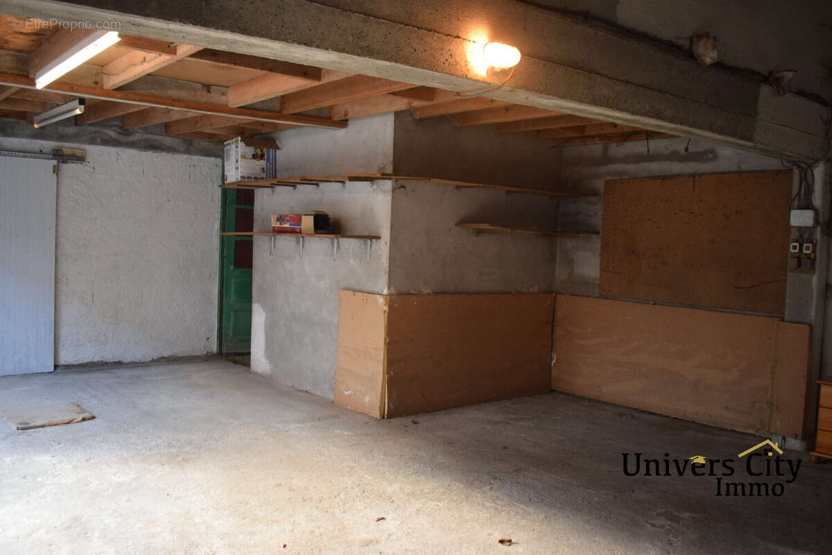 Maison à SAINT-SEBASTIEN-SUR-LOIRE