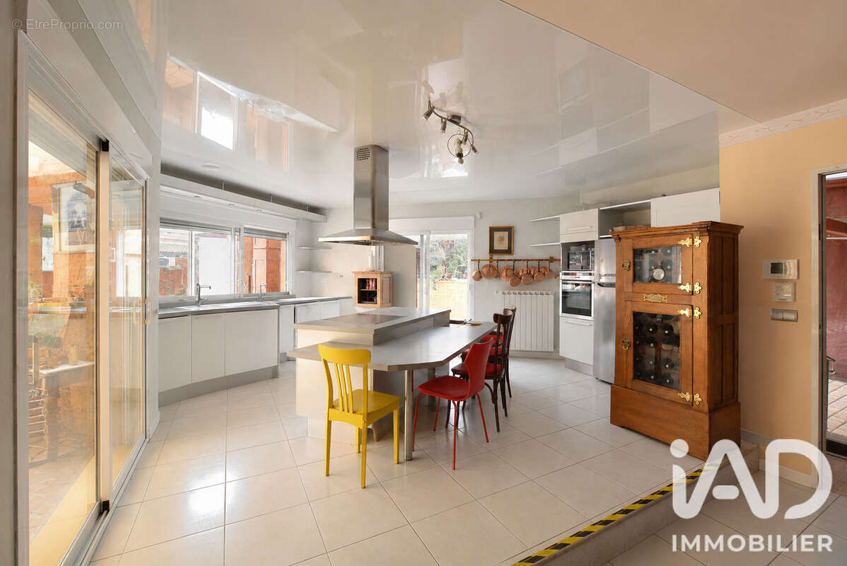 Maison 227 m² à Argeliers  - photo 3