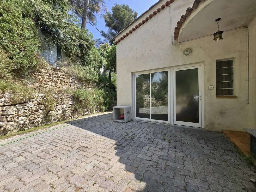 Ideal famille - 2 appartements individuels - terrasse - jardin - photo 13