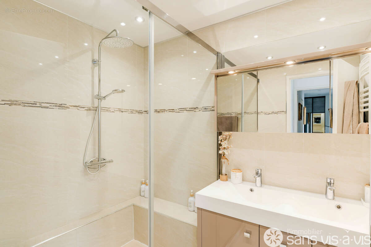 Appartement à PUTEAUX