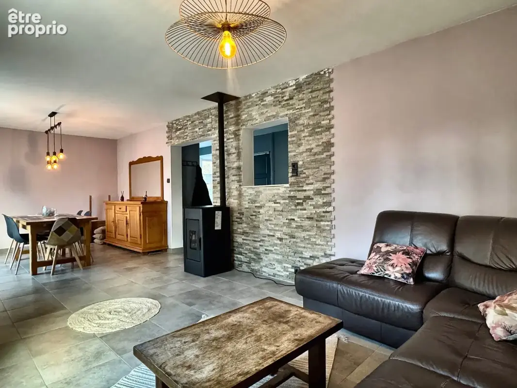 ALBERTVILLE – Maison rénovée de 147,64 m² – 4 chambres – Terrain 237 m² - photo 5