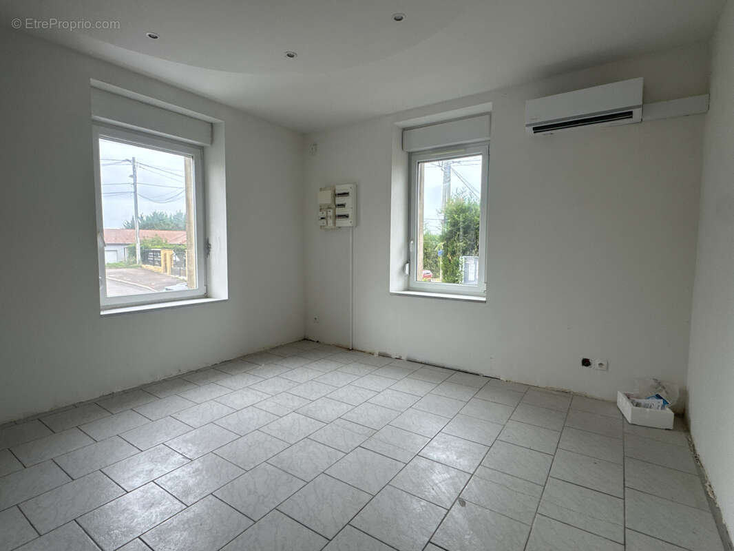 Appartement à SAINTE-MARIE-AUX-CHENES