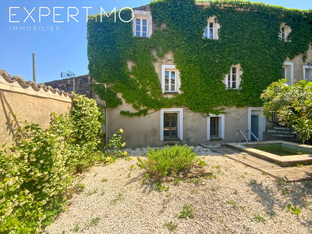 Maison à SAINT-MARTIN-DE-CASTILLON