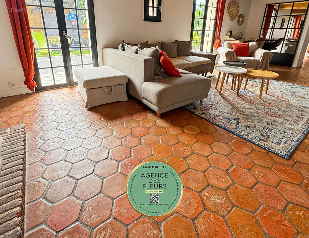 Maison à TOURVILLE-LA-RIVIERE