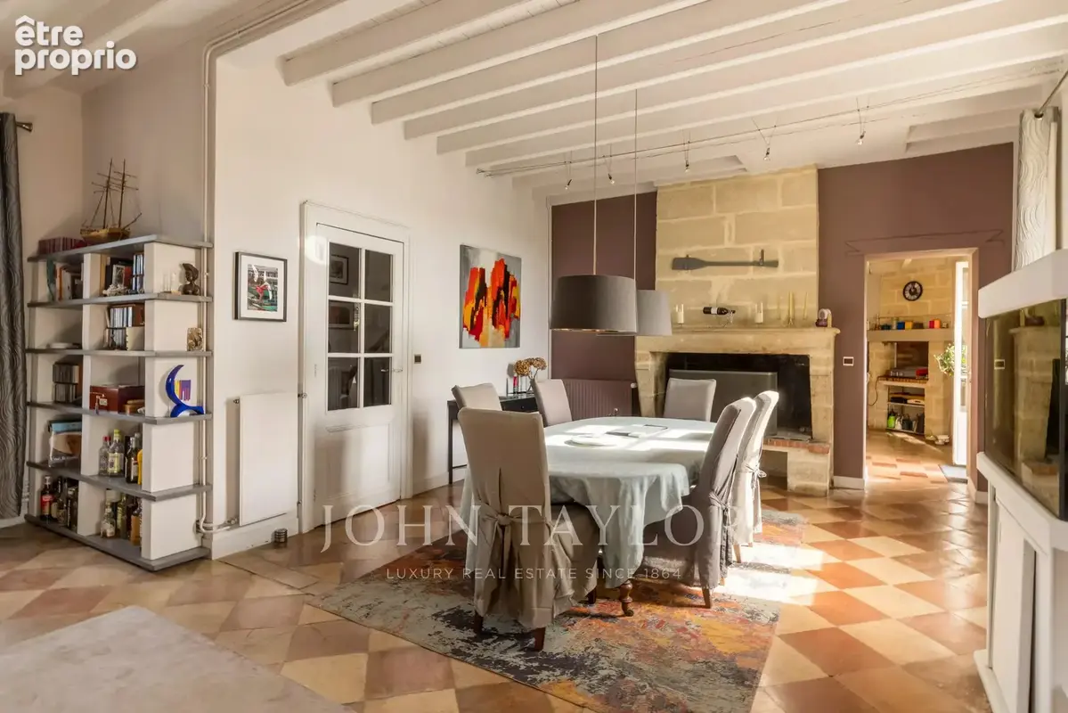 Maison familiale de caractère avec vue exceptionnelle – exclusivite john taylor bordeaux - photo 8
