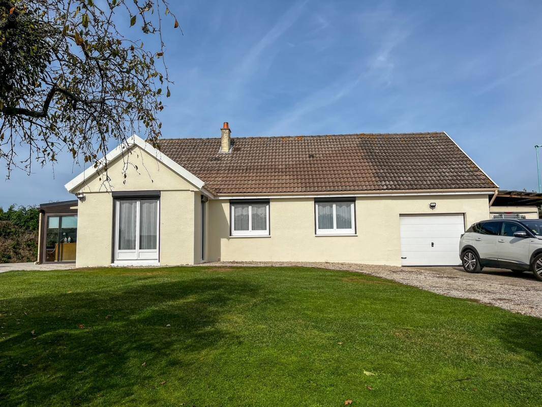 Maison à NOTRE-DAME-DE-GRAVENCHON