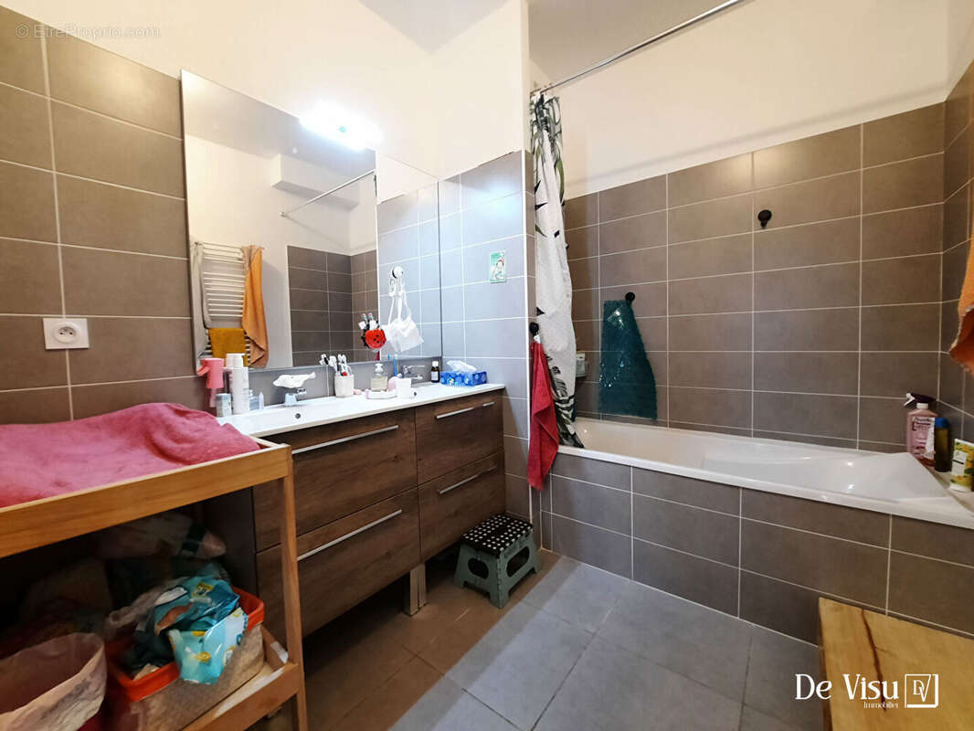Appartement Saint Jean De Vedas 4 pièces 83.86 m2 - photo 12
