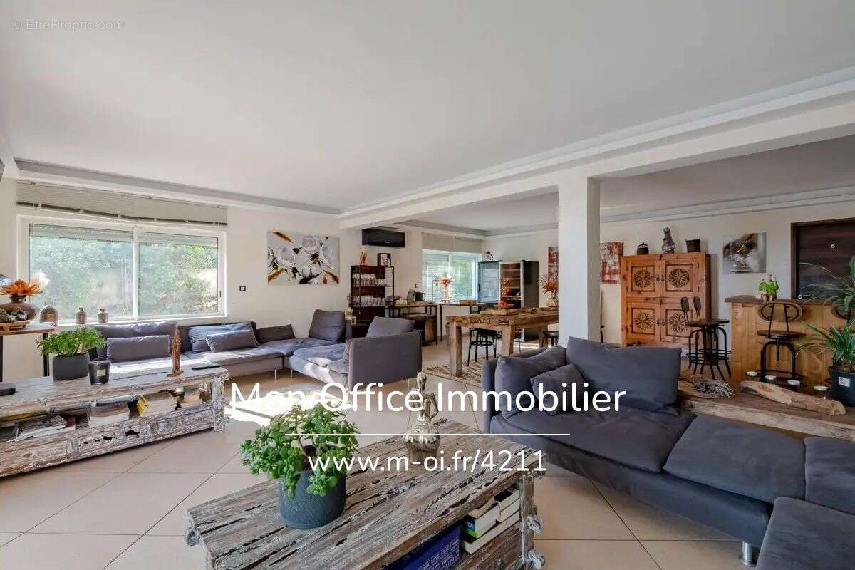 Maison à FREJUS