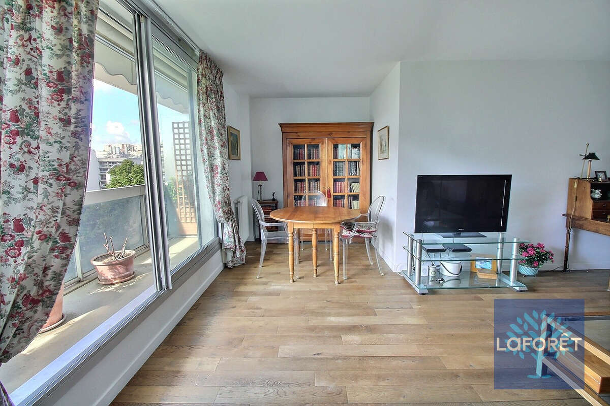 Appartement à PUTEAUX