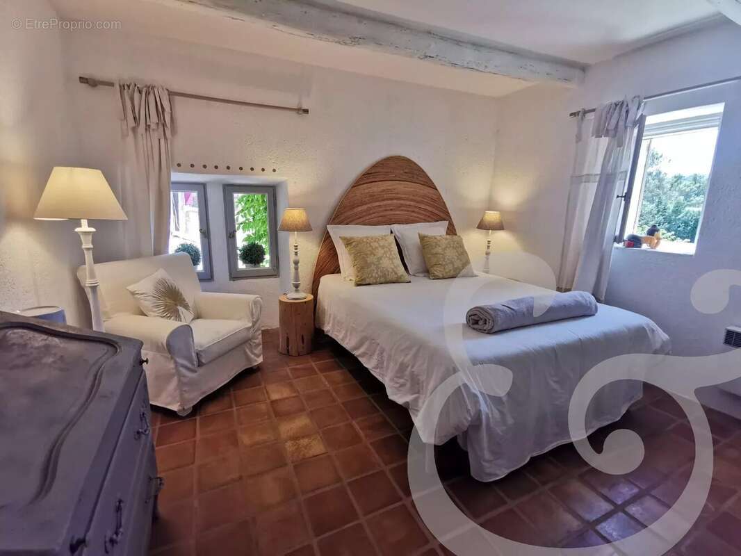 Maison à EYGALIERES