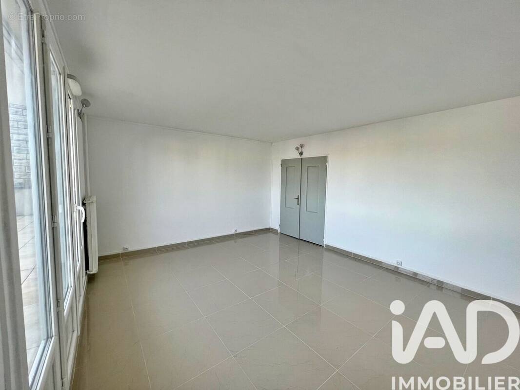 Photo 1 - Appartement à CHAMPIGNY-SUR-MARNE