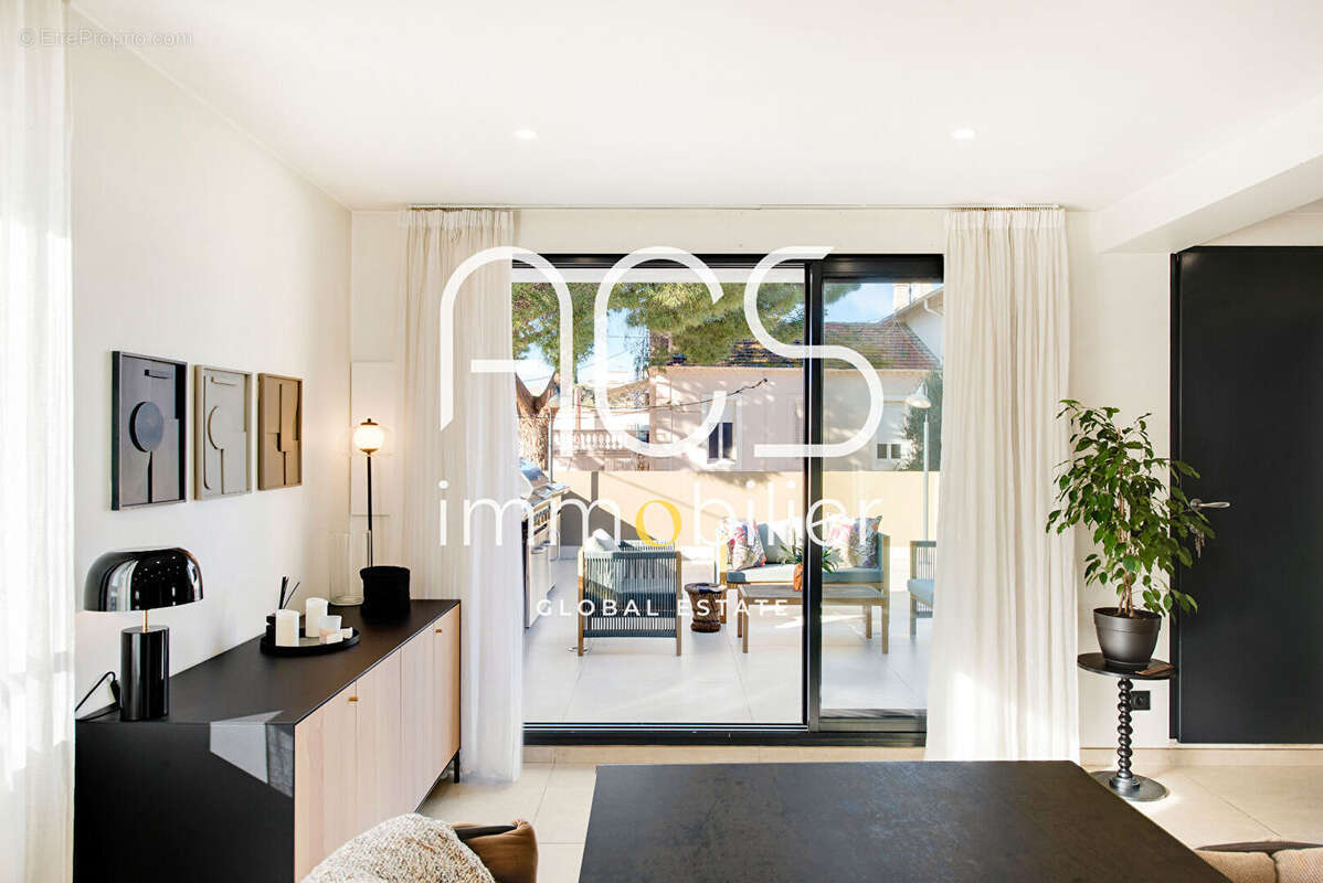 Appartement à SAINT-RAPHAEL