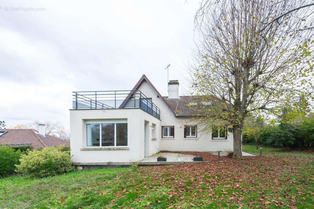 Maison à SAINT-GERMAIN-DE-LA-GRANGE