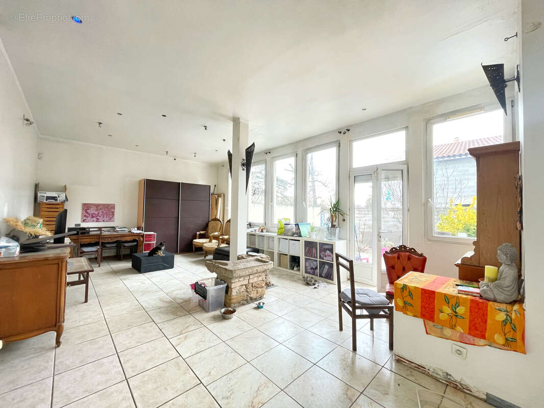 Appartement à VERNAISON