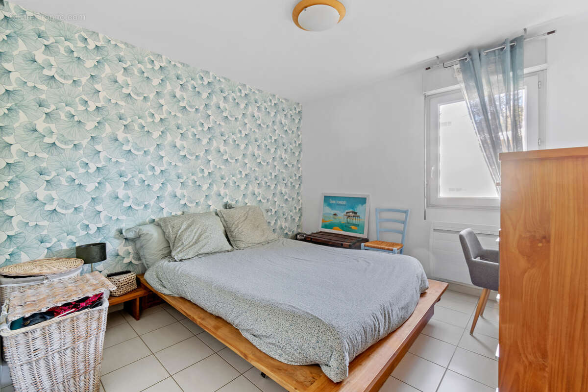 Appartement   67 m2 13012  avec jardin et  garage - photo 8