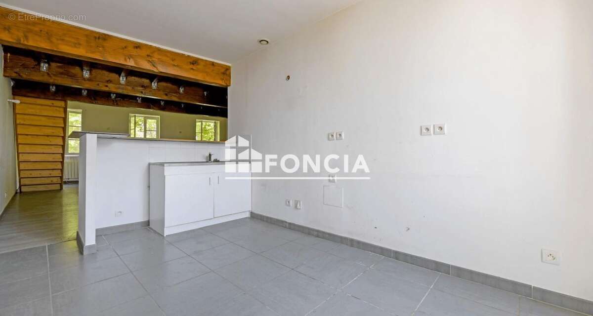 Appartement à SAINT-GENIES-DE-MALGOIRES