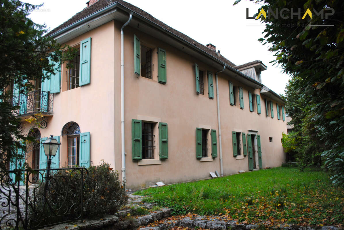 Maison à CHINDRIEUX