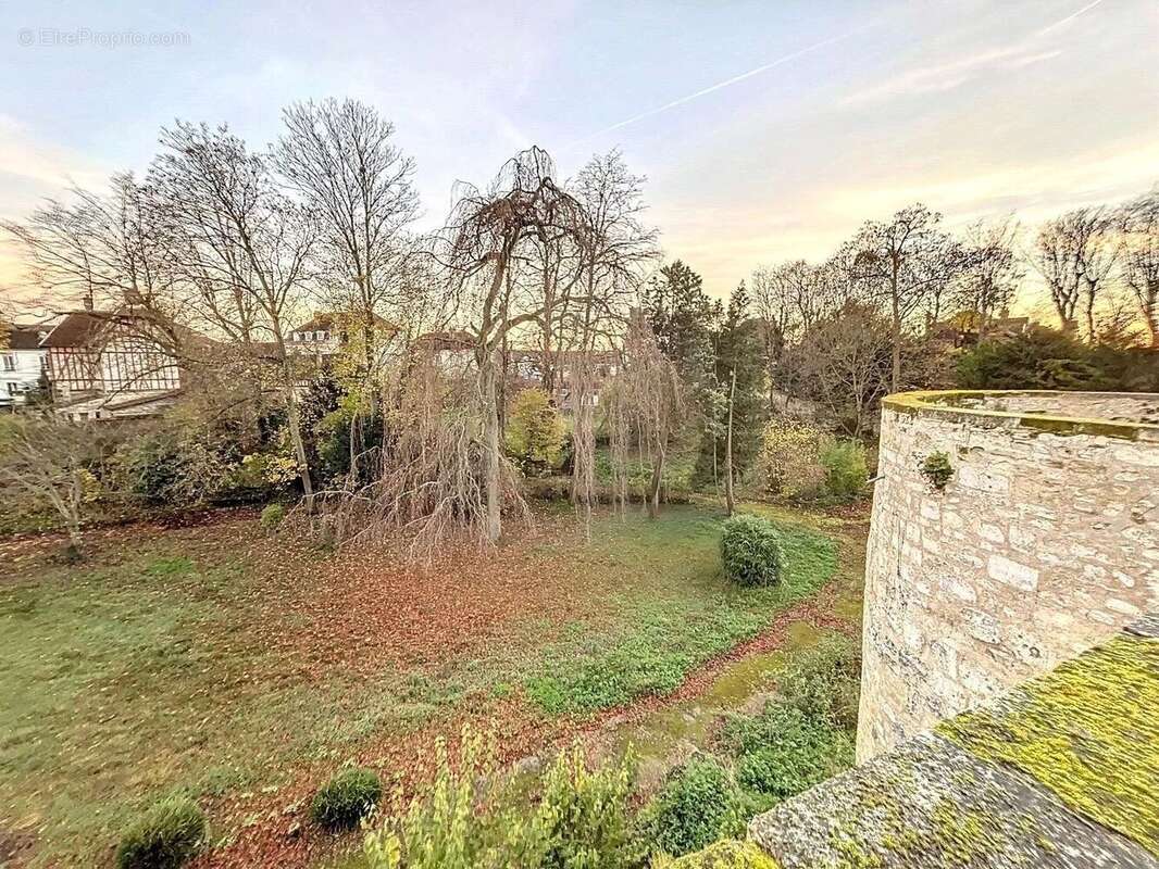 Appartement à COMPIEGNE