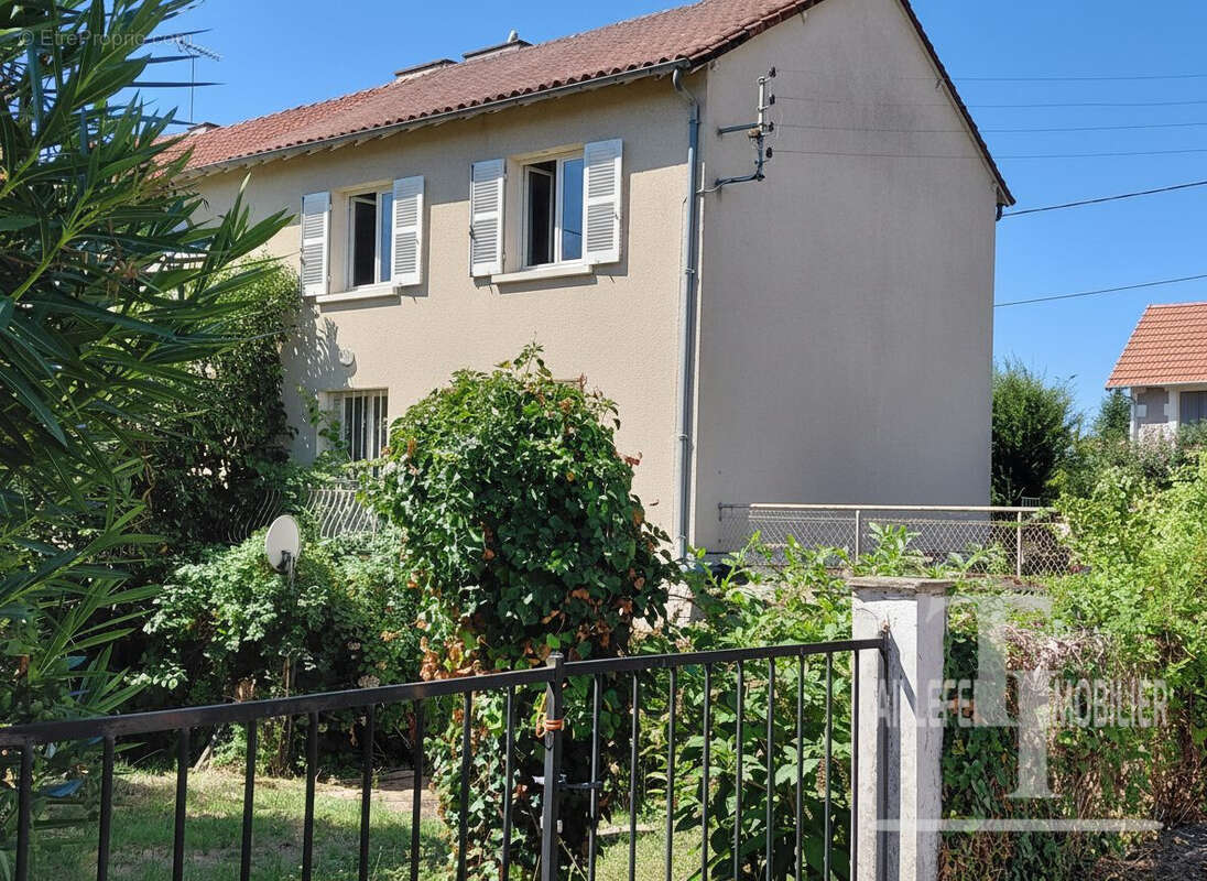 Maison à TRELISSAC