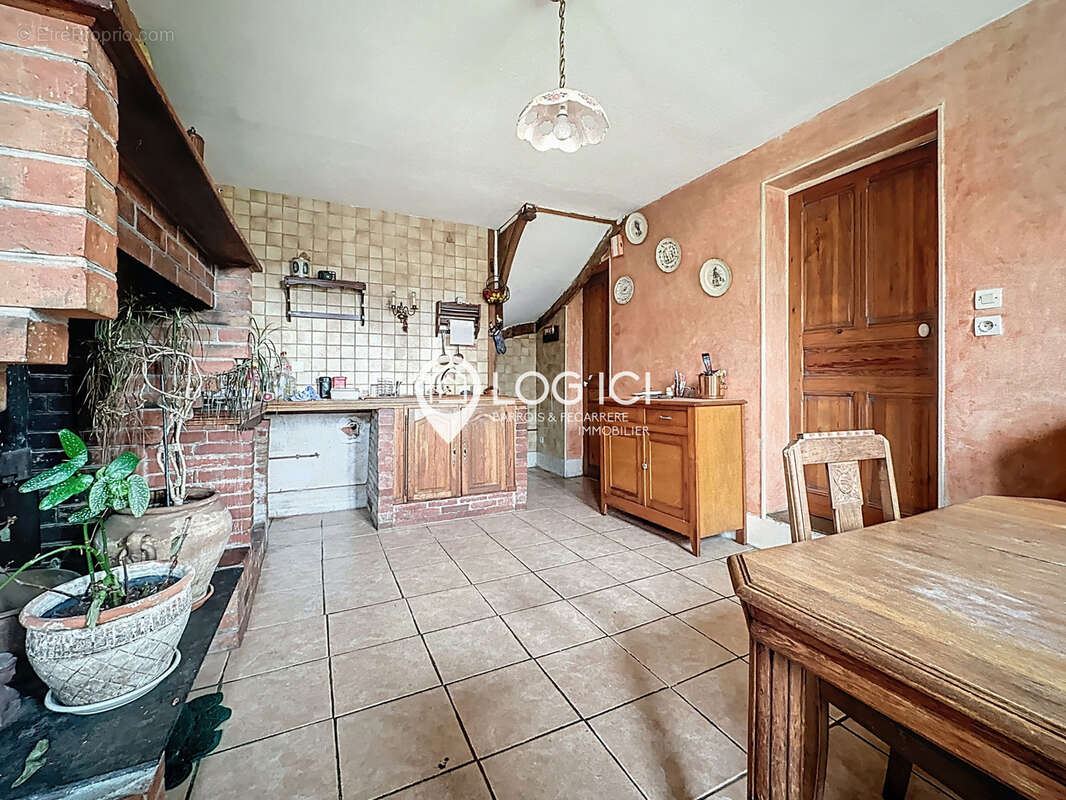 Maison à AUREILHAN