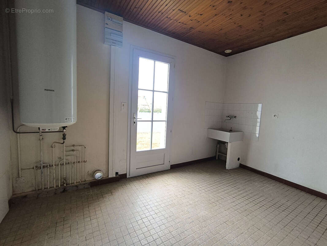 Maison à COMMEQUIERS