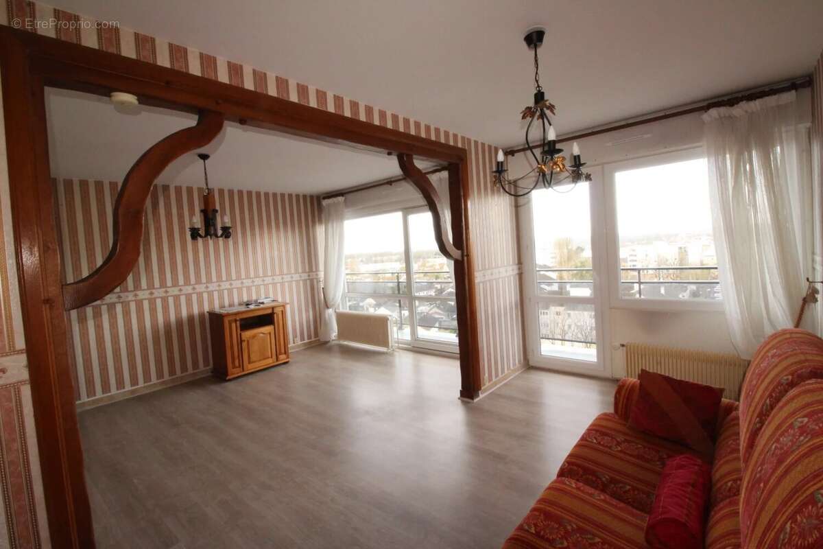 Appartement à MELUN