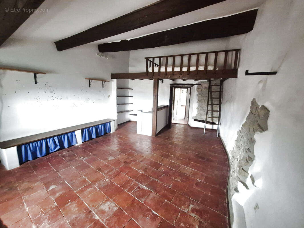 Maison à LA LIVINIERE