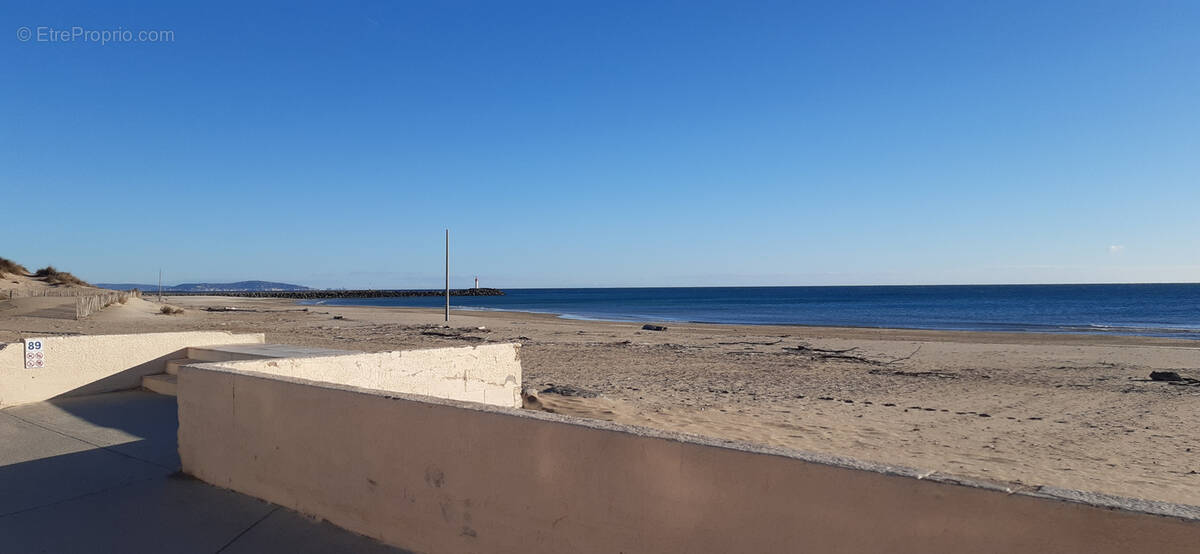 Commerce à AGDE