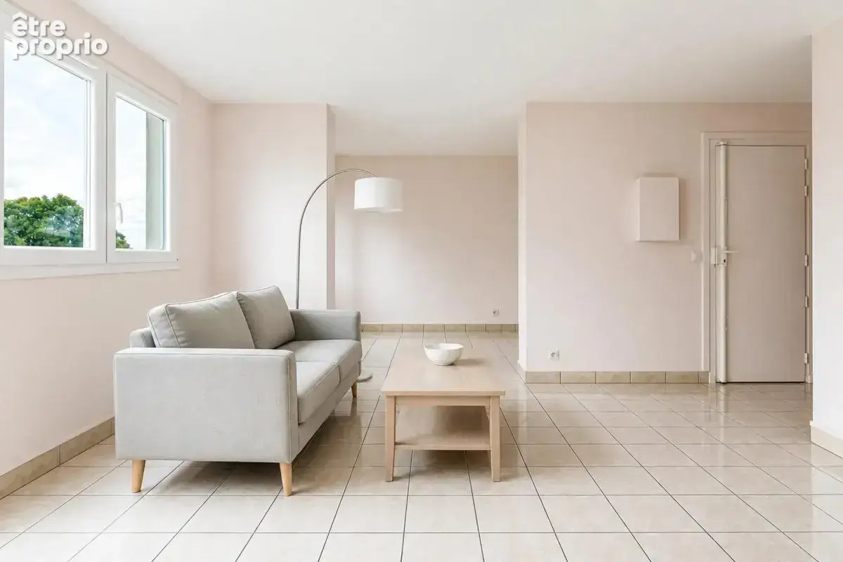 Appartement de 4 pièces de 61 m² à Aubervilliers - photo 4