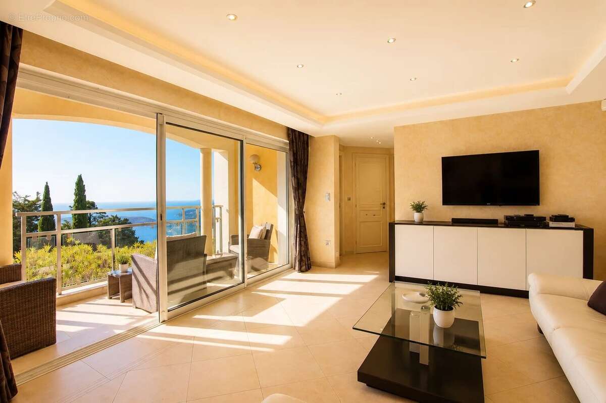 Eze "village" - propriété de 2 villas 450m²  piscine  vue mer - photo 20
