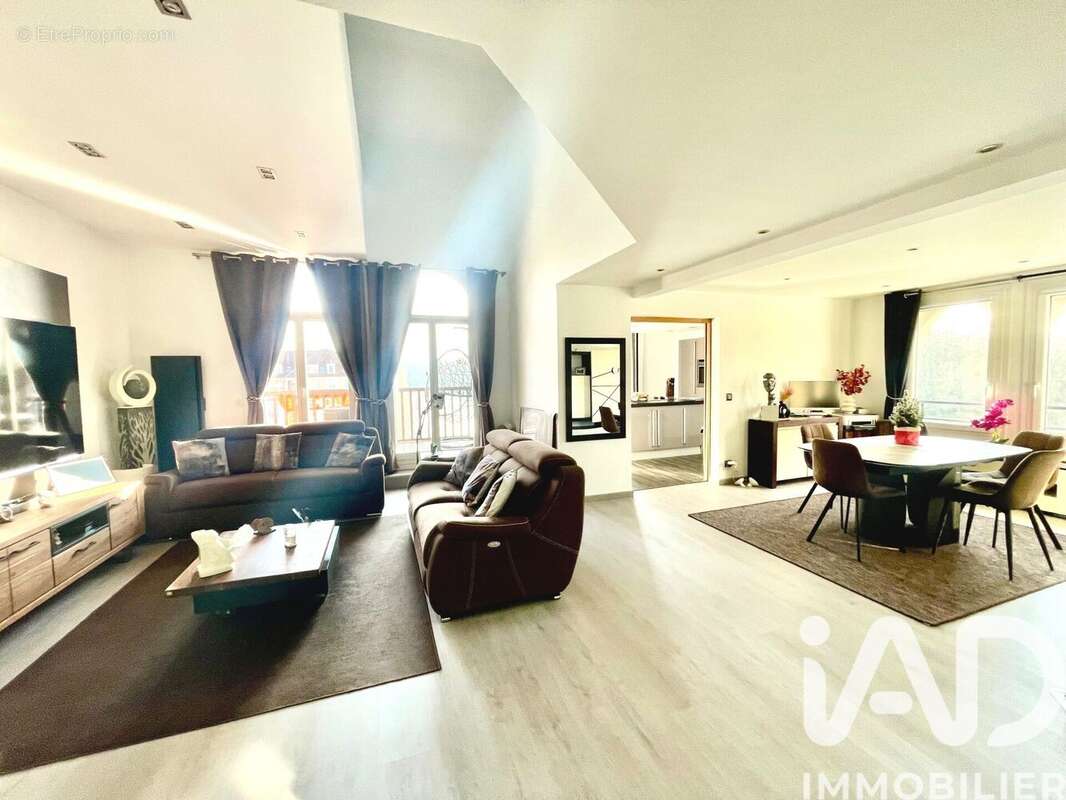 Photo 2 - Appartement à CERGY