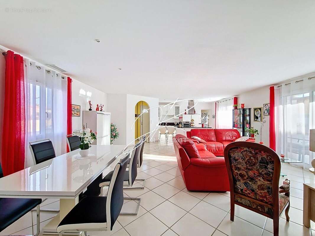 Photo 2 - Maison à SERIGNAN